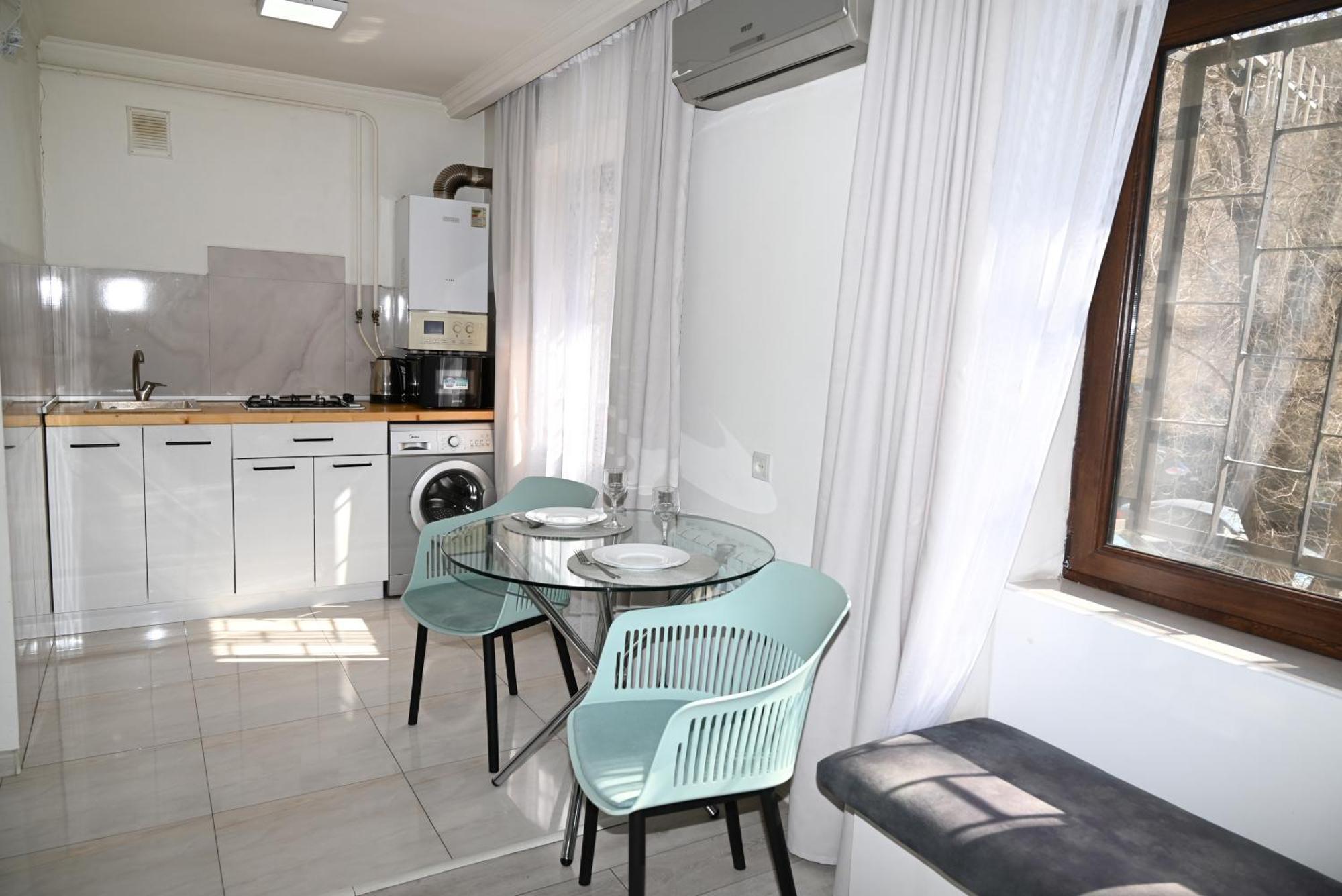 Cozy Apartment Near To The Metro H Kochar 19 Jerevan Buitenkant foto