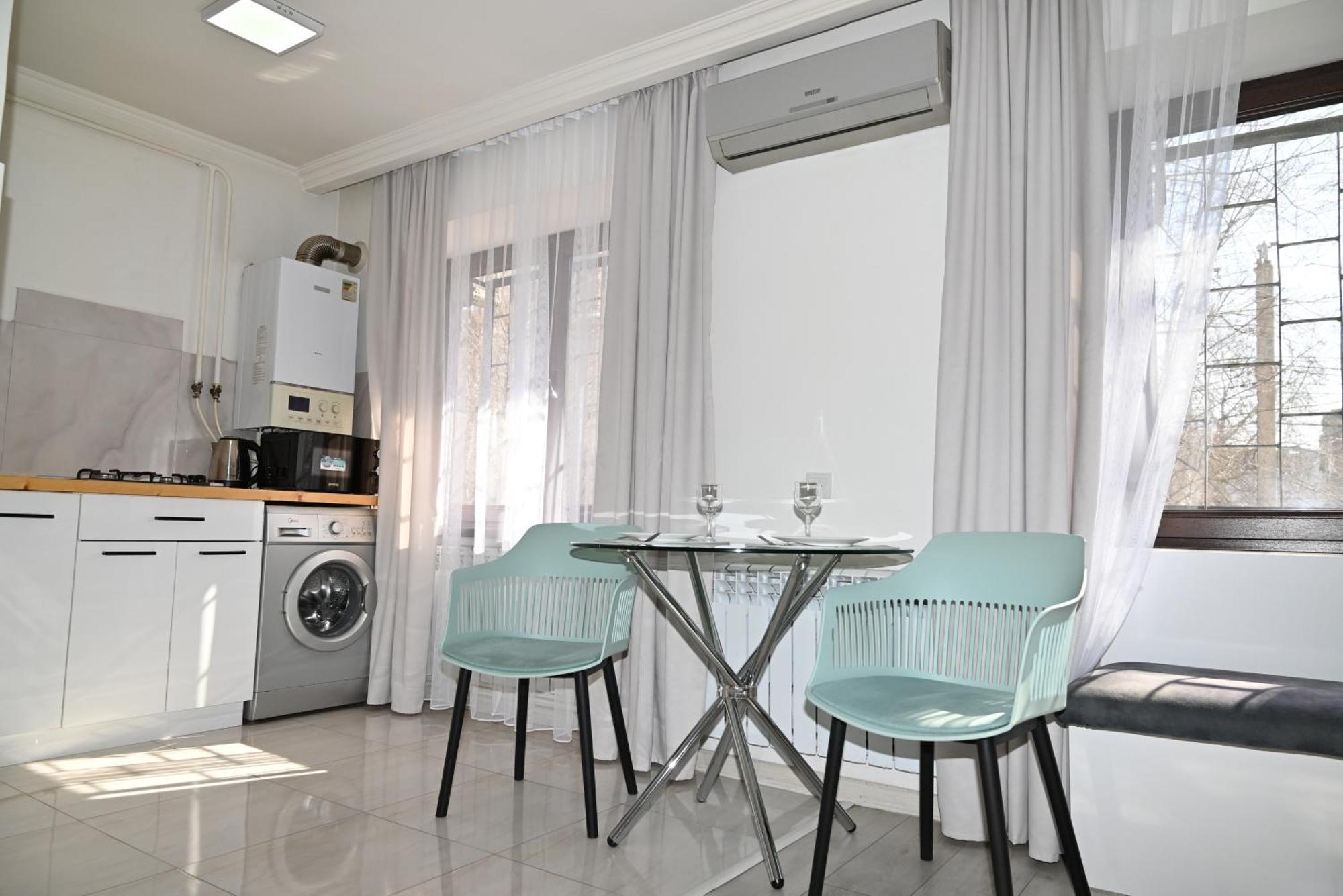 Cozy Apartment Near To The Metro H Kochar 19 Jerevan Buitenkant foto